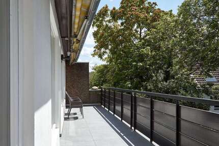 Wohnung zum Kaufen in Düsseldorf 598.000,00 € 132 m²