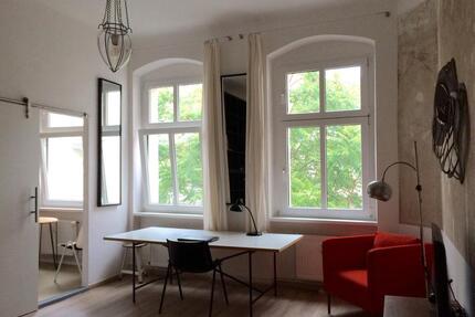 Wunderschöne Altbau Wohnung, hell, ruhig & frei, von Privat - Berlin Neukölln
