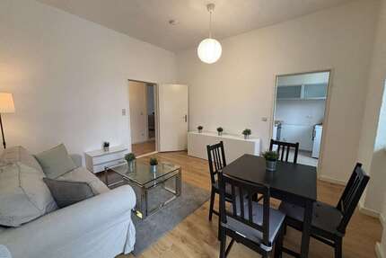 Wohnung zum Mieten in Berlin 1.270,00 € 81.7 m²