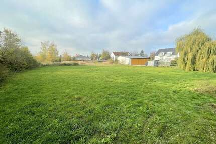 Grundstück zu verkaufen in Hallbergmoos 2.360.000,00 € 2714 m²