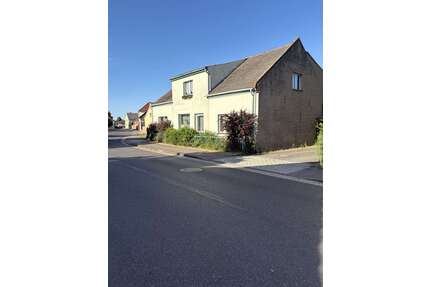 Haus zum Kaufen in Schönwalde 130.000,00 € 150 m²