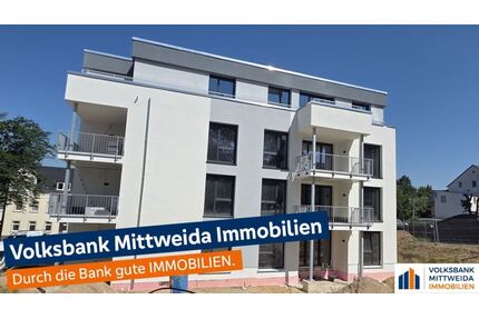 Erstbezug! Moderne 4-Zimmerwohnung mit Garagenstellplatz - Hartmannsdorf