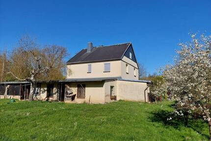 Einfamilienhaus in ruhiger Lage - Roßwein Grunau