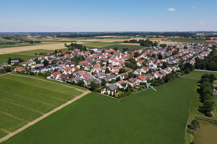 Haus zum Kaufen in Röhrmoos-Großinzemoos 578.000,00 € 137 m²