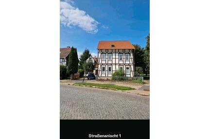 Geräumiges Fachwerkhaus - 250.000,00&nbsp;EUR Kaufpreis, ca.&nbsp; 223,00&nbsp;m&sup2; in Osterwieck (PLZ: 38835)