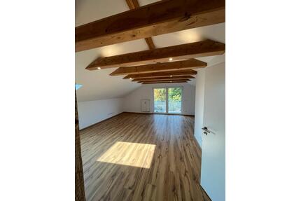 2 Zimmer Wohnung mit Balkon und Stellplatz - Amberg