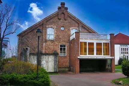 Wohnung zum Kaufen in Halle 63.670,00 € 41.08 m²