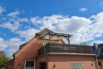 4 Zi.-Whg. mit EBK und großer Dachterasse in ruhiger Lage - Munster