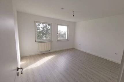 Moderne 2-Zimmer-Wohnung mit kleiner Einbauküche - Lüdenscheid