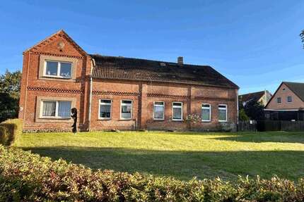 Haus zum Kaufen in Tarnow 130.000,00 € 160 m²