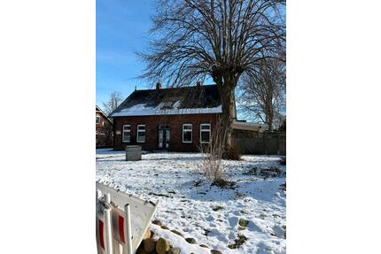 Einfamilienhaus - 350.000,00&nbsp;EUR Kaufpreis, ca.&nbsp; 150,00&nbsp;m&sup2; in Kellinghusen (PLZ: 25548)