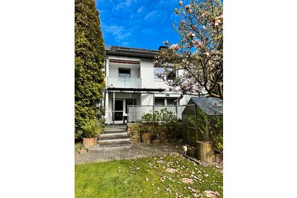 Großzügiges Reiheneckhaus Einfamilienhaus Zweifamilienhaus - Witten Heven