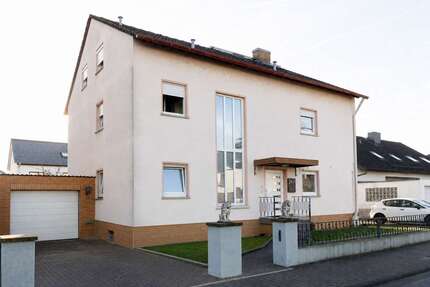 Haus zum Kaufen in Frankfurt am Main 995.000,00 € 264 m²