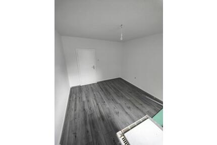 attraktive 2 Zimmer Wohnung zu vermieten - Pirmasens Niedersimten