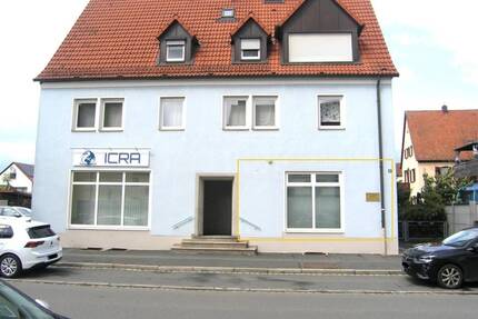 Laden in Marktplatznähe - 440,00&nbsp;EUR Kaltmiete, in Lauf (PLZ: 91207)