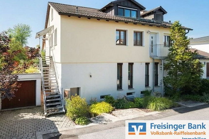 Haus zum Kaufen in Zolling 1.350.000,00 € 351.86 m²