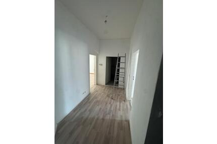 2 Zimmer Wohnung mit Balkon - 500,00&nbsp;EUR Kaltmiete, ca.&nbsp; 70,00&nbsp;m&sup2; in Hof (PLZ: 95028) Altstadt