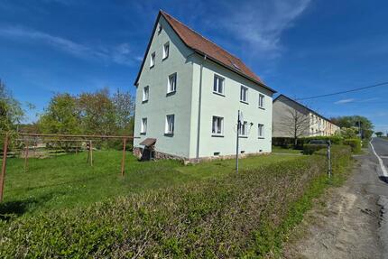 Renovierte 4-Zimmerwohnung mit guter Verkehrsanbindung bei Nossen