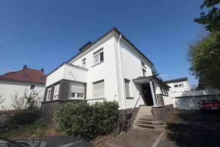 WG-Zimmer mit Balkon in Haus-WG - Heuchelheim a. d. Lahn