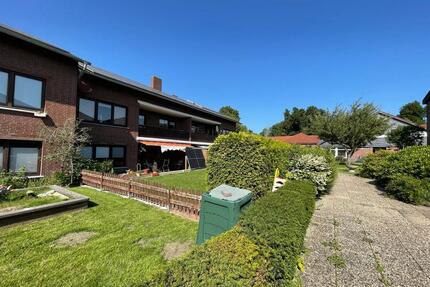 3-Zimmer-Wohnung mit Balkon in Brake (1. OG rechts, ca. 80 m²) - Brake (Unterweser)