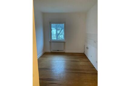 Großzügige 3 ZKB-Wohnung direkt am Park - Kaiserslautern Betzenberg