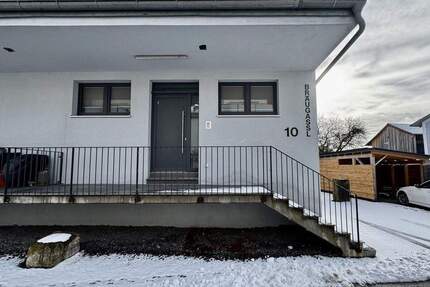 3-Zimmer-Wohnung - 970,00&nbsp;EUR Kaltmiete, ca.&nbsp; 90,00&nbsp;m&sup2;&nbsp;Wohnfl&auml;che in Hemau (PLZ: 93155)