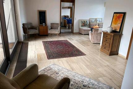 Zentrale WohnungZweier WG zu vermieten mit Terrasse+Parkplatz - Würzburg Frauenland