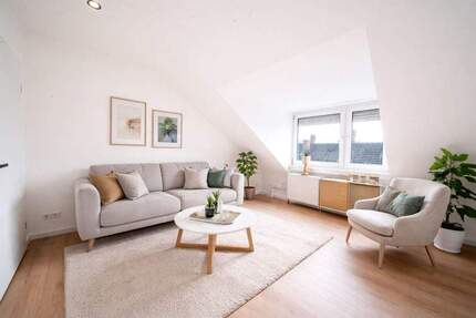 Frisch kernsanierte, lichtdurchflutete 2-Zimmer-Dachgeschosswohnung mit Balkon - Ludwigshafen am Rhein Süd
