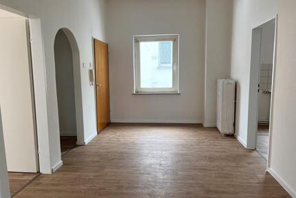 Charmantes Stadthaus mit 4 Zimmern, 115 m² und Ausbaupotenzial - Wilhelmshaven