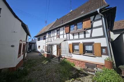Haus zum Kaufen in Essingen 199.000,00 € 150 m²