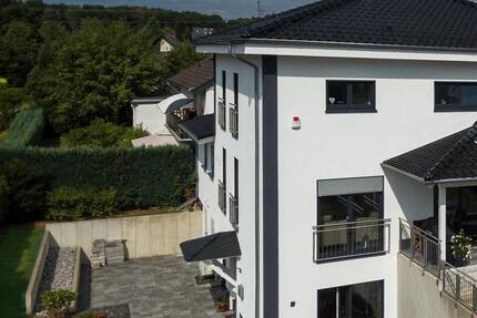 schicke 3,5 ZKB, top Lage in Ransbach-Baumbach, nahe A3