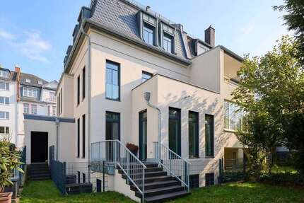 Wohnung zum Mieten in Frankfurt am Main 4.200,00 € 153 m²