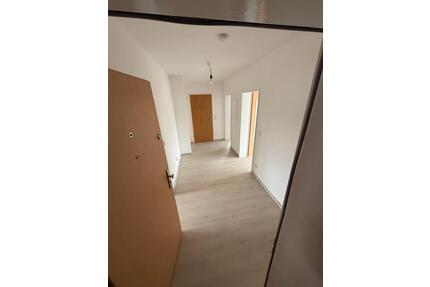 Schöne 3,5 Zimmer-Wohnung - 950,00&nbsp;EUR Kaltmiete, ca.&nbsp; 79,00&nbsp;m&sup2; in Lünen (PLZ: 44532)