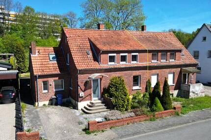 Ruhige Sackgasse, viel Grundstück - Doppelhaushälfte mit Potential in Lengerich.