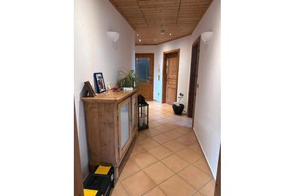 Schöne DG Wohnung in Wallmerod - 830,00&nbsp;EUR Kaltmiete, ca.&nbsp; 88,00&nbsp;m&sup2; in Hundsangen (PLZ: 56414)