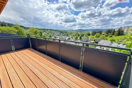 Wohnung zum Mieten in Grünhain-Beierfeld 1.075,14 € 97.74 m²