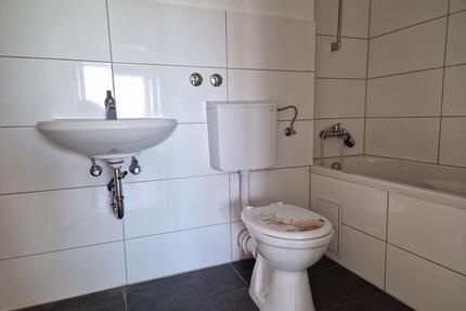 Helle 2-Zimmer-Wohnung in Köln Ostheim - aktuell in Renovierung!