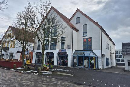 Dachgeschosswohnung in der Nähe der Bünder City