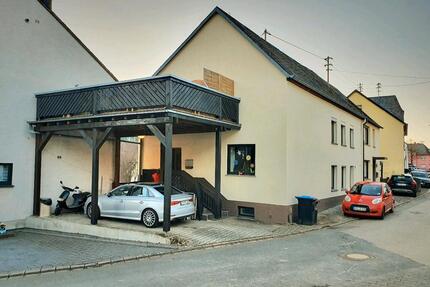 Charmantes Einfamilienhaus in Kasel - Osburg