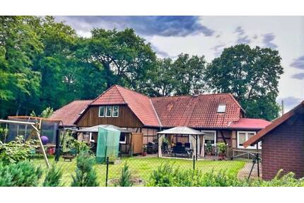 Vermietetes 3-Familienhaus mit Nebengebäude - Munster Oerrel