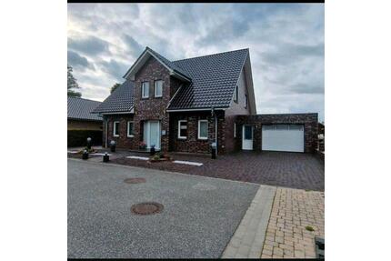 Einfamilienhaus mit Garage - 449.990,00&nbsp;EUR Kaufpreis, ca.&nbsp; 174,00&nbsp;m&sup2; in Papenburg (PLZ: 26871)