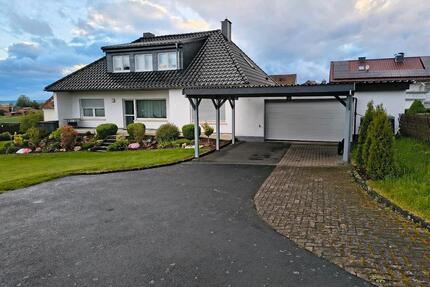 Einfamilienhaus im Bungalow -Style zu verkaufen - Neukirchen