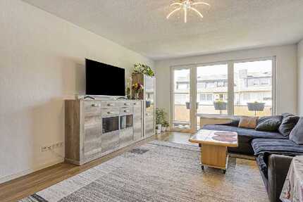 Helle 3-Zimmer-Wohnung mit Balkon und Stellplatz in Ratingen-Ost