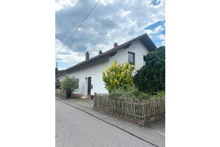 Haus am Regen - 220.000,00&nbsp;EUR Kaufpreis, ca.&nbsp; 200,00&nbsp;m&sup2; in Blaibach (PLZ: 93476)