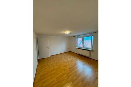 Helle 4-Zimmer-Wohnung mit 90 m' in zentraler Lage zu vermieten - Winterlingen