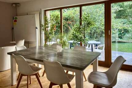 Haus zum Mieten in Hanau 2.400,00 € 155 m²