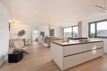 Wohnung zum Kaufen in Köln 599.900,00 € 114.55 m²
