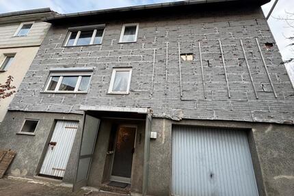 Haus mit ScheuneGarage und großem Ausbaupotenzial in Nordhessen - Großalmerode