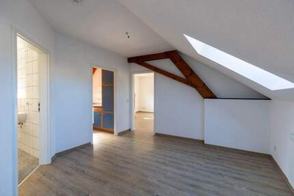 Eigentumswohnung mit Blick - 99.000,00&nbsp;EUR Kaufpreis, ca.&nbsp; 72,00&nbsp;m&sup2;&nbsp;Wohnfl&auml;che in Bautzen (PLZ: 02625)
