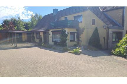 Haus mit großem Grundstück in Nordhastedt